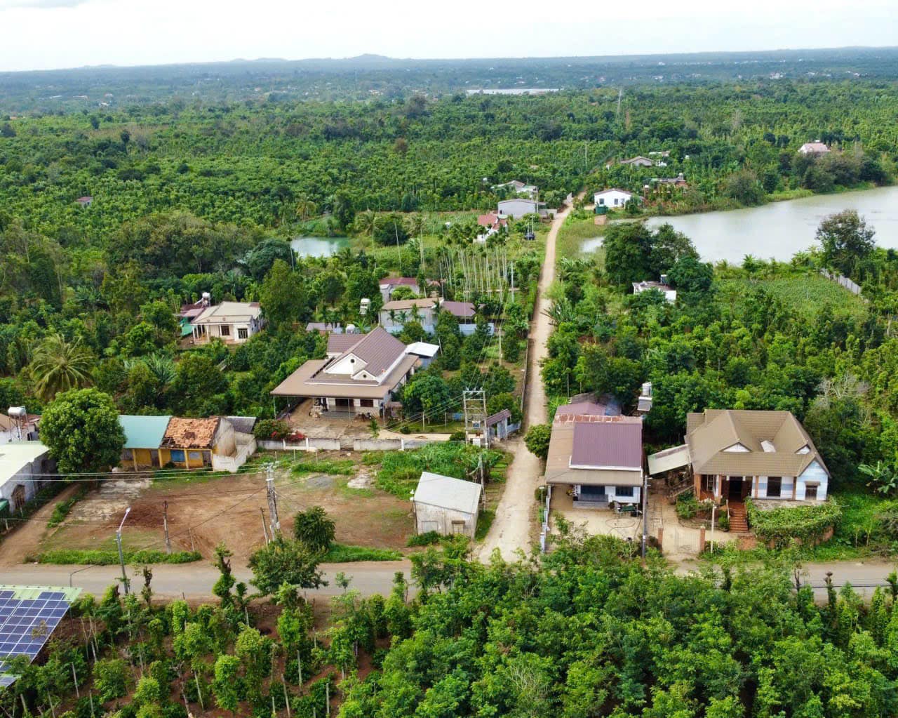 ✨🏡 CƠ HỘI CÓ 1 0 2 - SỞ HỮU ĐẤT & NHÀ ĐẸP VIEW HỒ DAKLAK - HƠN 700 TR - Ảnh 3